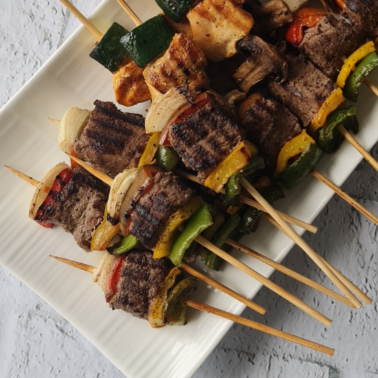 Imagen de Pinchos de filete de res con pimentones